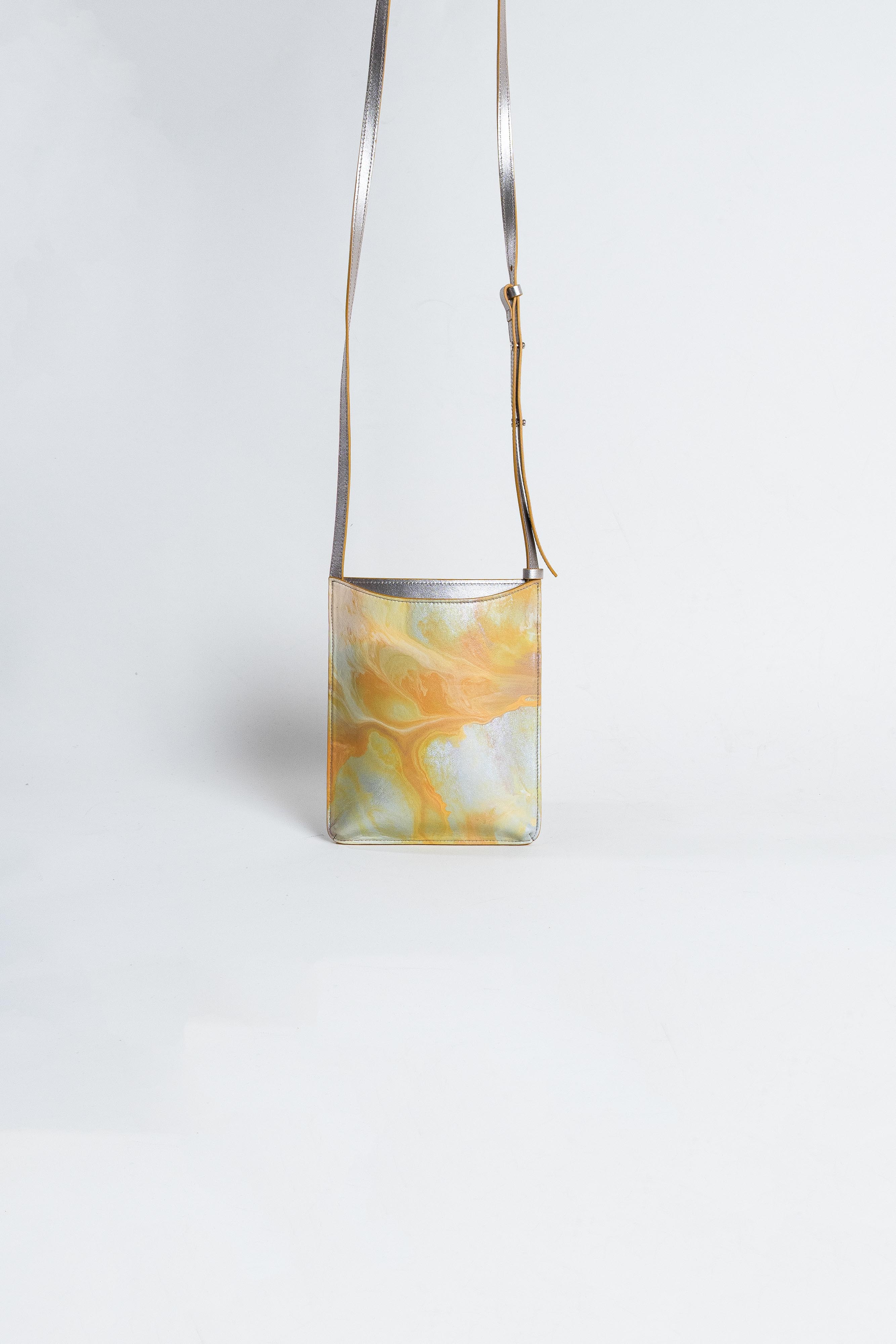 ショルダーバッグ