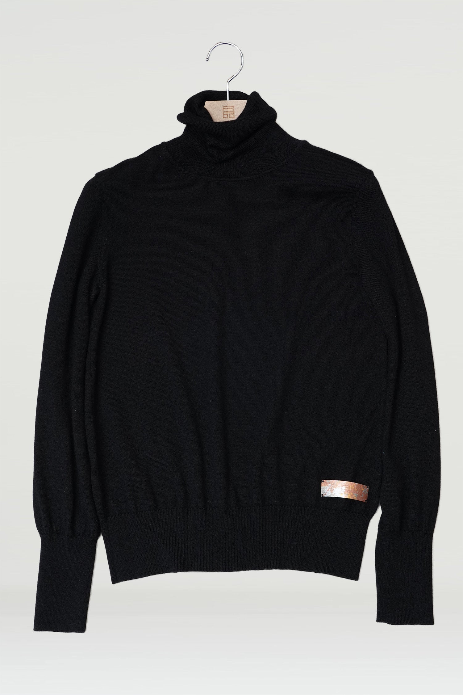 アラシャンカシミヤ　タートルネック　セーター　レディス